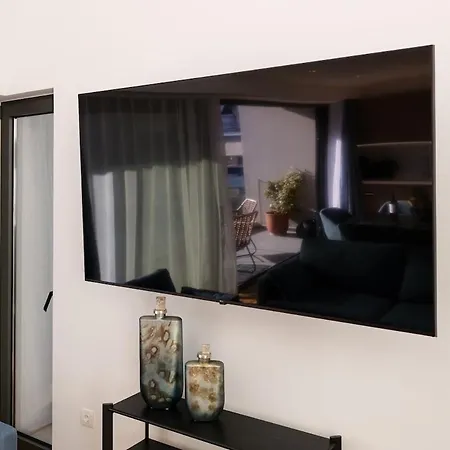 Luxurious Apartment *